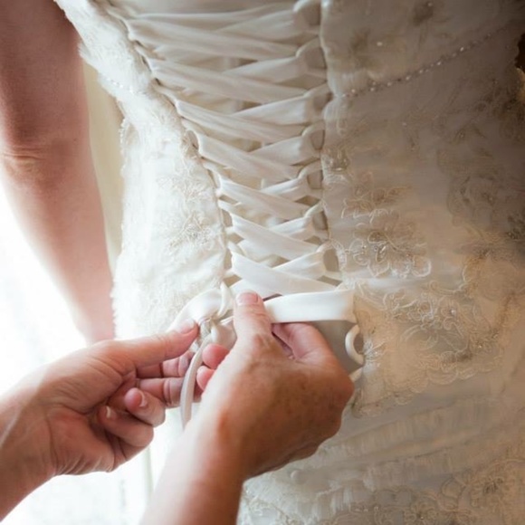 Wedding Dress size 14 w panel - Picture 2 of 4